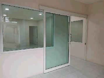 ให้เช่าออฟฟิศพร้อมโกดังคลังสินค้า ซอยพหลโยธิน 30​ จตุจักร ห่างจาก BTS รัชโยธิน